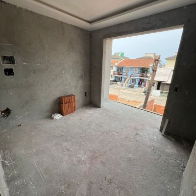 Casa Residencial com 124m², 3 quartos, 1 suíte, 2 garagens, no bairro Ingleses do Rio Vermelho em Florianópolis