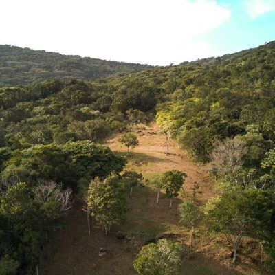 Casa Residencial com 150m², 4 quartos, 2 garagens, no bairro Vargem Grande em Florianópolis