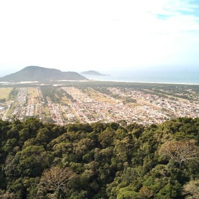 Casa Residencial com 150m², 4 quartos, 2 garagens, no bairro Vargem Grande em Florianópolis