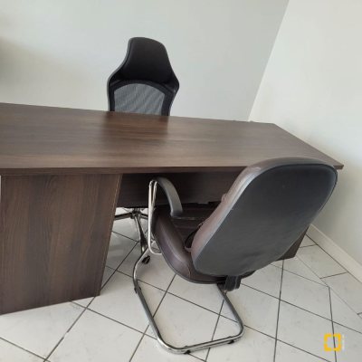 Sala com 28m², no bairro Balneário em Florianópolis