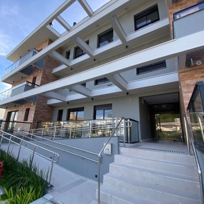 Apartamentos com 92m², 2 quartos, 2 suítes, 2 garagens, no bairro Cachoeira Do Bom Jesus em Florianópolis
