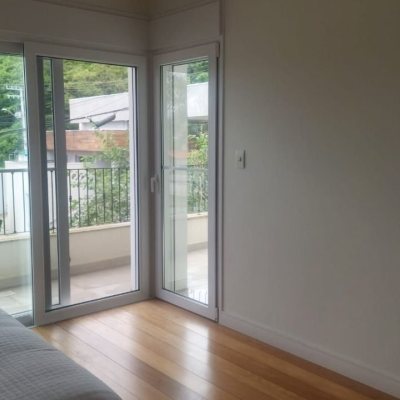Casa em Condomínio com 330m², 4 quartos, 3 suítes, 2 garagens, no bairro Cacupé em Florianópolis