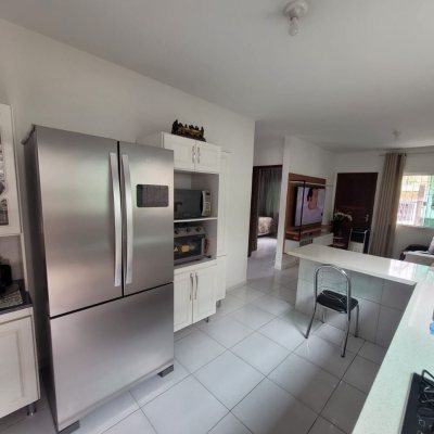 Casa Residencial com 59m², 2 quartos, 1 garagem, no bairro Real Parque em São José