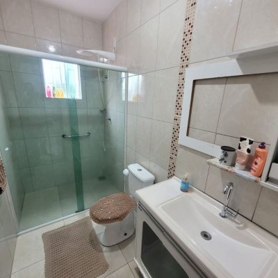 Casa Residencial com 59m², 2 quartos, 1 garagem, no bairro Real Parque em São José