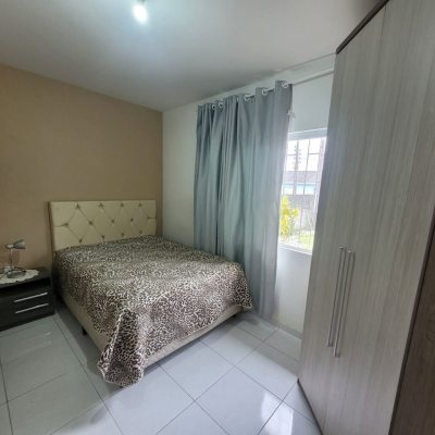 Casa Residencial com 59m², 2 quartos, 1 garagem, no bairro Real Parque em São José