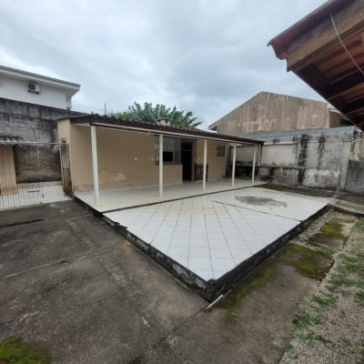 Casa Residencial com 59m², 2 quartos, 1 garagem, no bairro Real Parque em São José