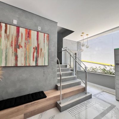 Apartamentos com 133m², 3 quartos, 3 suítes, 2 garagens, no bairro João Paulo em Florianópolis