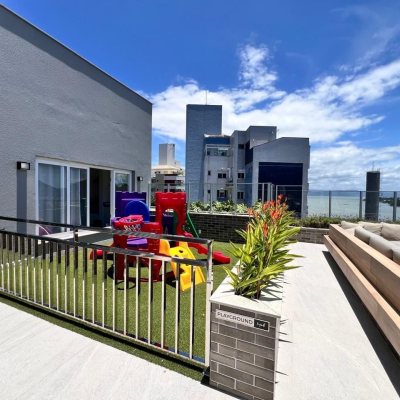 Apartamentos com 133m², 3 quartos, 3 suítes, 2 garagens, no bairro João Paulo em Florianópolis