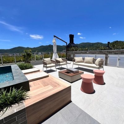 Apartamentos com 133m², 3 quartos, 3 suítes, 2 garagens, no bairro João Paulo em Florianópolis