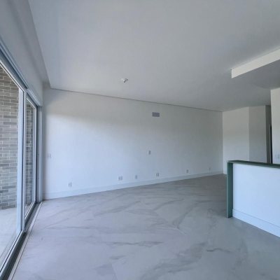 Apartamentos com 133m², 3 quartos, 3 suítes, 2 garagens, no bairro João Paulo em Florianópolis