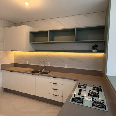 Apartamentos com 133m², 3 quartos, 3 suítes, 2 garagens, no bairro João Paulo em Florianópolis