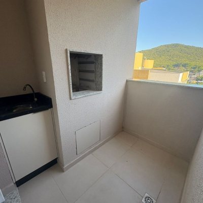 Apartamentos com 65m², 2 quartos, 1 suíte, 2 garagens, no bairro Itacorubi em Florianópolis