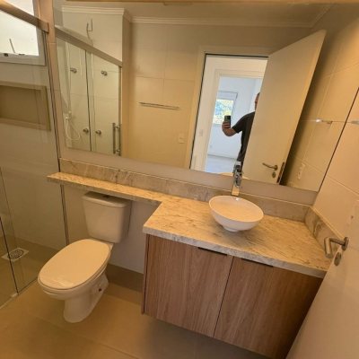 Apartamentos com 65m², 2 quartos, 1 suíte, 2 garagens, no bairro Itacorubi em Florianópolis