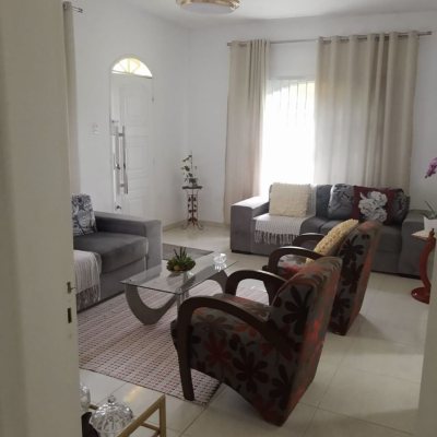 Casa Residencial com 357m², no bairro Sambaqui em Florianópolis