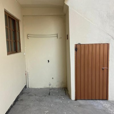 Pousada com 266m², 8 quartos, 1 garagem, no bairro Tapera da Base em Florianópolis