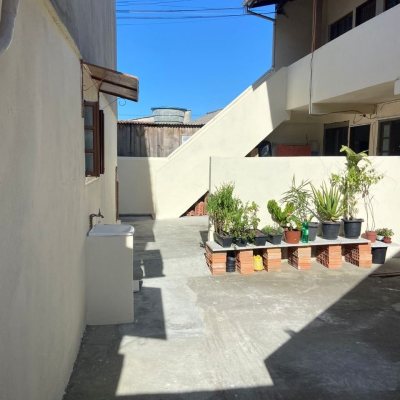 Pousada com 266m², 8 quartos, 1 garagem, no bairro Tapera da Base em Florianópolis