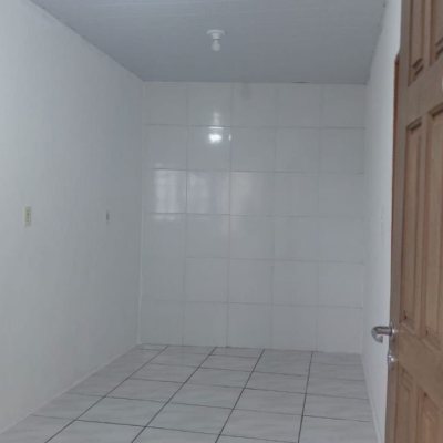 Pousada com 266m², 8 quartos, 1 garagem, no bairro Tapera da Base em Florianópolis