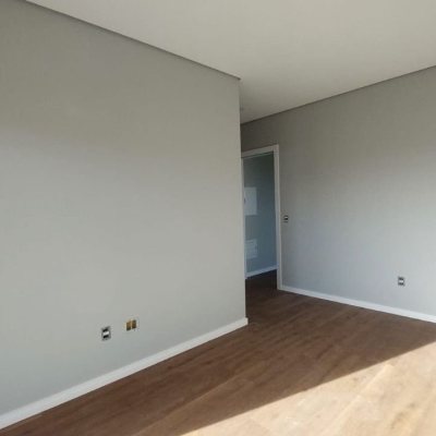 Casa Residencial com 122m², 3 quartos, 3 suítes, 2 garagens, no bairro Campeche em Florianópolis