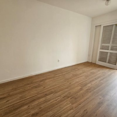 Apartamentos com 57m², 2 quartos, 1 garagem, no bairro Coqueiros em Florianópolis