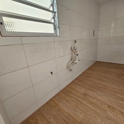 Apartamentos com 57m², 2 quartos, 1 garagem, no bairro Coqueiros em Florianópolis