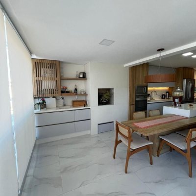 Cobertura com 257m², 3 quartos, 3 suítes, 2 garagens, no bairro Ingleses em Florianópolis