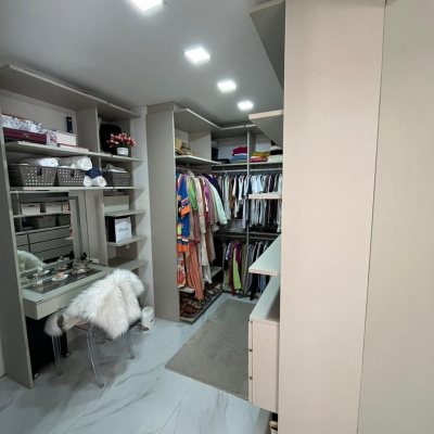 Cobertura com 257m², 3 quartos, 3 suítes, 2 garagens, no bairro Ingleses em Florianópolis