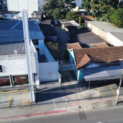 Terreno Comercial/Residencial com 1169m², no bairro Canto em Florianópolis