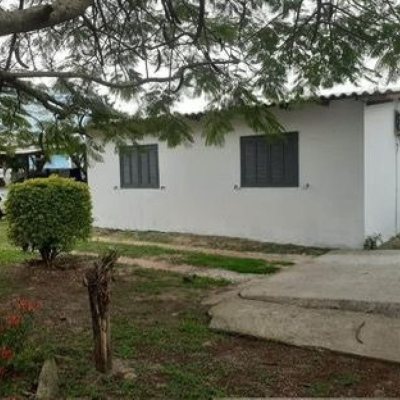 Casa Residencial/Comercial com 60m², 6 garagens, no bairro Rio Vermelho em Florianópolis