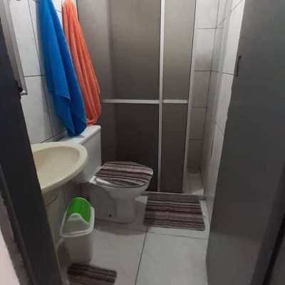 Casa Residencial/Comercial com 60m², 6 garagens, no bairro Rio Vermelho em Florianópolis
