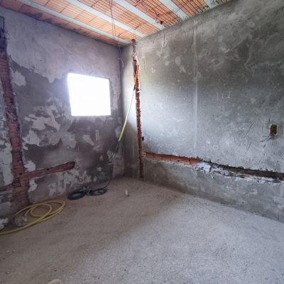 Casa Residencial com 327m², 5 quartos, 3 suítes, 4 garagens, no bairro Ingleses do Rio Vermelho em Florianópolis