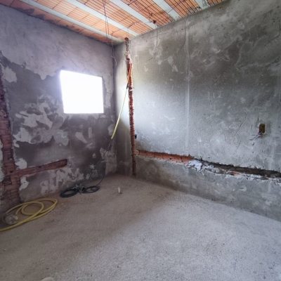 Casa Residencial com 327m², 5 quartos, 3 suítes, 4 garagens, no bairro Ingleses do Rio Vermelho em Florianópolis