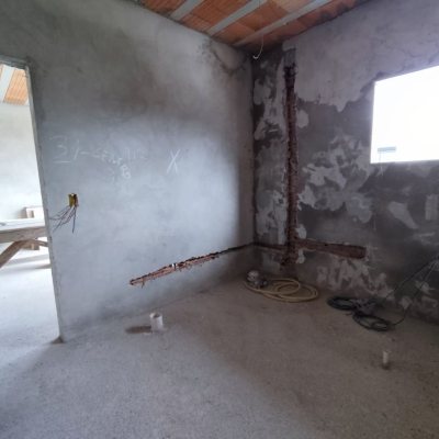 Casa Residencial com 327m², 5 quartos, 3 suítes, 4 garagens, no bairro Ingleses do Rio Vermelho em Florianópolis