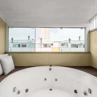 Cobertura com 76m², 2 quartos, 1 garagem, no bairro Jurerê Internacional em Florianópolis