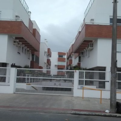 Apartamentos com 110m², 3 quartos, 1 suíte, 1 garagem, no bairro Ingleses do Rio Vermelho em Florianópolis
