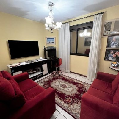 Apartamentos com 140m², 3 quartos, 2 suítes, 2 garagens, no bairro Centro em Florianópolis