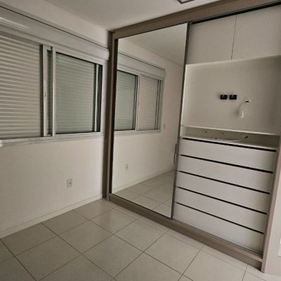 Apartamentos com 71m², 3 quartos, 1 suíte, 1 garagem, no bairro Canasvieiras em Florianópolis