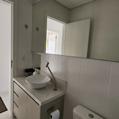 Apartamentos com 71m², 3 quartos, 1 suíte, 1 garagem, no bairro Canasvieiras em Florianópolis