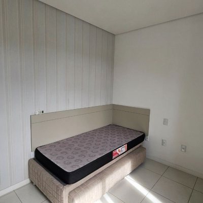 Apartamentos com 71m², 3 quartos, 1 suíte, 1 garagem, no bairro Canasvieiras em Florianópolis
