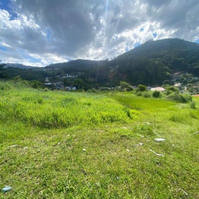 Terreno Comercial/Residencial com 10100m², no bairro Boa Vista em Biguaçu