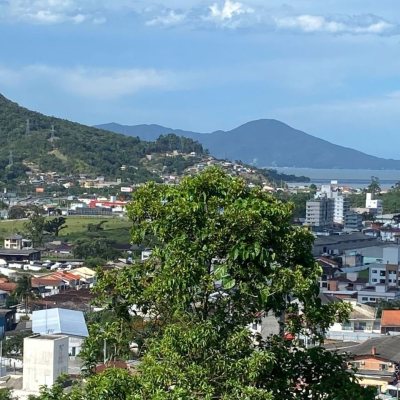 Terreno Comercial/Residencial com 10100m², no bairro Boa Vista em Biguaçu