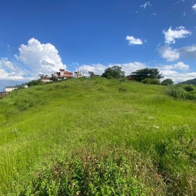 Terreno Comercial/Residencial com 10100m², no bairro Boa Vista em Biguaçu