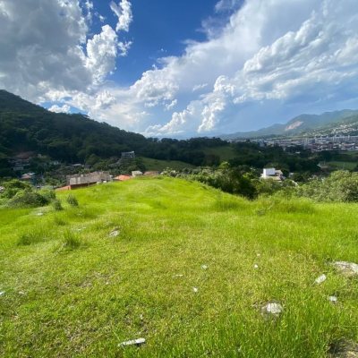 Terreno Comercial/Residencial com 10100m², no bairro Boa Vista em Biguaçu