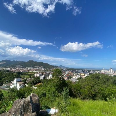 Terreno Comercial/Residencial com 10100m², no bairro Boa Vista em Biguaçu