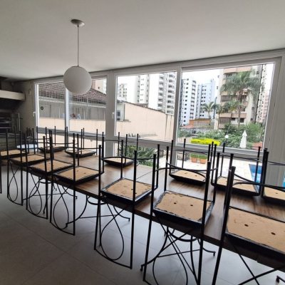 Apartamentos com 88m², 3 quartos, 1 suíte, 1 garagem, no bairro Centro em Florianópolis