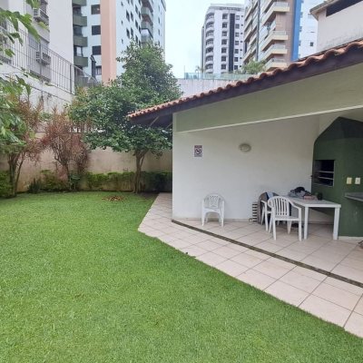 Apartamentos com 88m², 3 quartos, 1 suíte, 1 garagem, no bairro Centro em Florianópolis