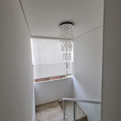 Casa em Condomínio com 517m², 5 quartos, 3 suítes, 4 garagens, no bairro Sambaqui em Florianópolis