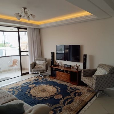 Apartamentos com 128m², 3 quartos, 1 suíte, 1 garagem, no bairro Estreito em Florianópolis