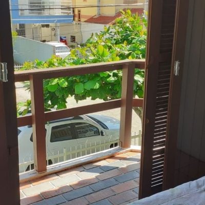 Casa Residencial com 114m², 3 quartos, 1 suíte, 1 garagem, no bairro Ingleses em Florianópolis