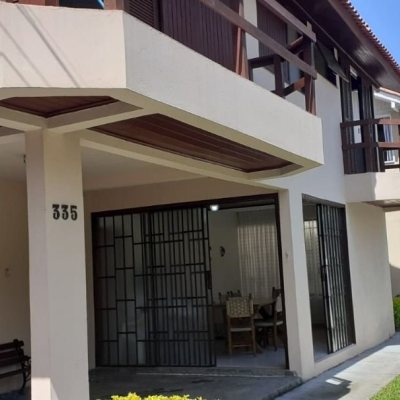 Casa Residencial com 114m², 3 quartos, 1 suíte, 1 garagem, no bairro Ingleses em Florianópolis