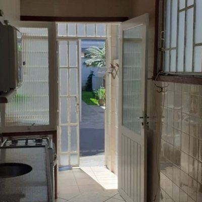 Casa Residencial com 114m², 3 quartos, 1 suíte, 1 garagem, no bairro Ingleses em Florianópolis